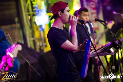 Back to School Party กับ Atom Chanakan ที่ ซิงค์ รังสิต — photo 46