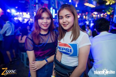 Back to School Party กับ Atom Chanakan ที่ ซิงค์ รังสิต — photo 47