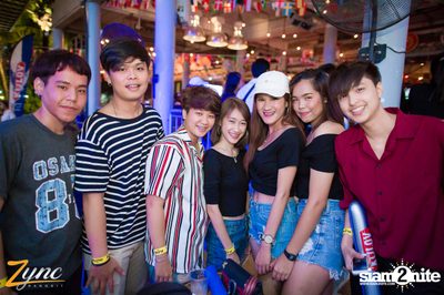 Back to School Party กับ Atom Chanakan ที่ ซิงค์ รังสิต — photo 58