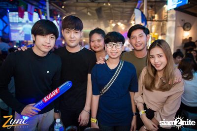 Back to School Party กับ Atom Chanakan ที่ ซิงค์ รังสิต — photo 68