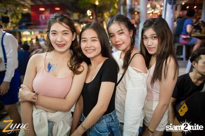 Back to School Party กับ Atom Chanakan ที่ ซิงค์ รังสิต — photo 69