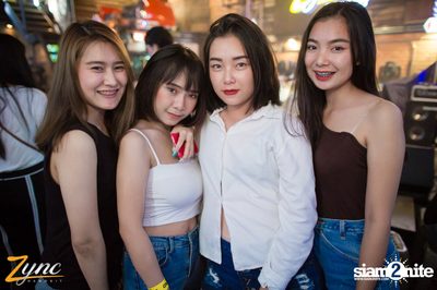 Back to School Party กับ Atom Chanakan ที่ ซิงค์ รังสิต — photo 80