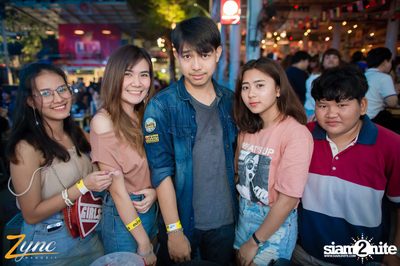 Back to School Party กับ Atom Chanakan ที่ ซิงค์ รังสิต — photo 84
