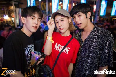 Back to School Party กับ Atom Chanakan ที่ ซิงค์ รังสิต — photo 89