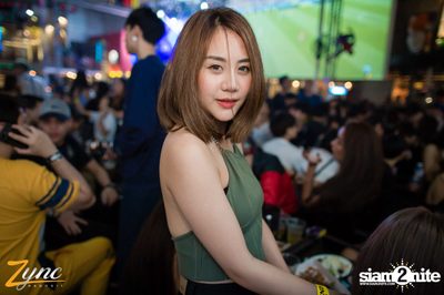 Back to School Party กับ Atom Chanakan ที่ ซิงค์ รังสิต — photo 97
