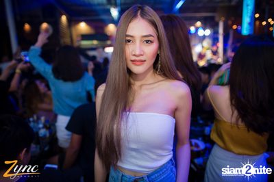 Back to School Party กับ Atom Chanakan ที่ ซิงค์ รังสิต — photo 101