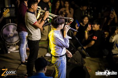 Back to School Party กับ Atom Chanakan ที่ ซิงค์ รังสิต — photo 103
