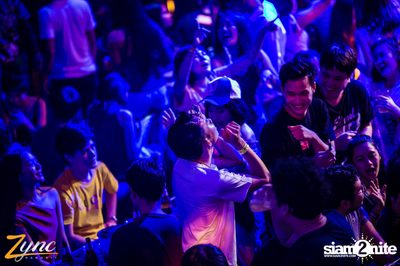 Back to School Party กับ Atom Chanakan ที่ ซิงค์ รังสิต — photo 118