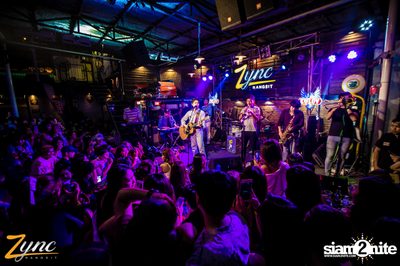Back to School Party กับ Atom Chanakan ที่ ซิงค์ รังสิต — photo 128