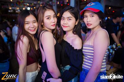 Back to School Party กับ Atom Chanakan ที่ ซิงค์ รังสิต — photo 129