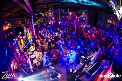 Back to School Party กับ Atom Chanakan ที่ ซิงค์ รังสิต — photo 142