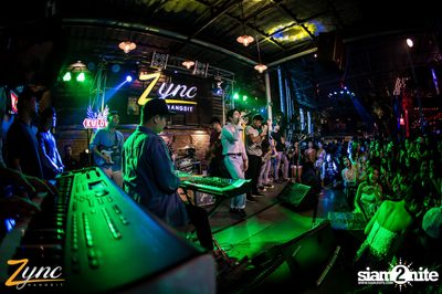 Back to School Party กับ Atom Chanakan ที่ ซิงค์ รังสิต — photo 149