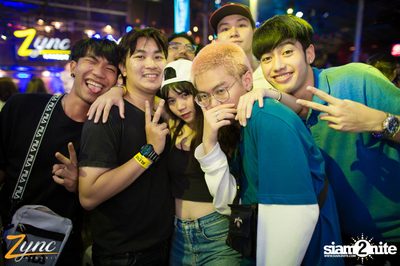 Back to School Party กับ Atom Chanakan ที่ ซิงค์ รังสิต — photo 177