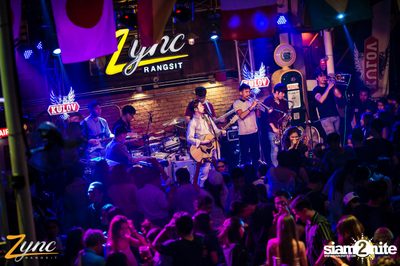 Back to School Party กับ Atom Chanakan ที่ ซิงค์ รังสิต — photo 184