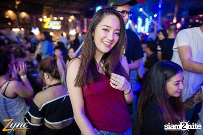 Back to School Party กับ Atom Chanakan ที่ ซิงค์ รังสิต — photo 187