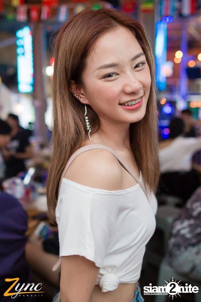 Back to School Party กับ Atom Chanakan ที่ ซิงค์ รังสิต — photo 193