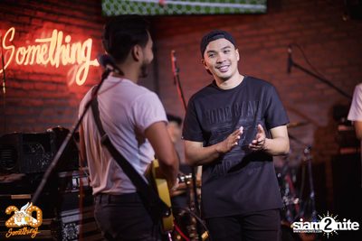 Johnnie Walker x 20Something Bar pres Pang Nakarin — photo 7