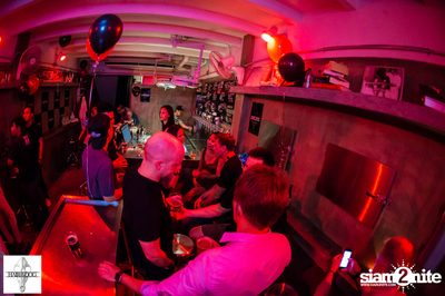 Hair of the Dog Phloen Chit - Third Anniversary — photo 187