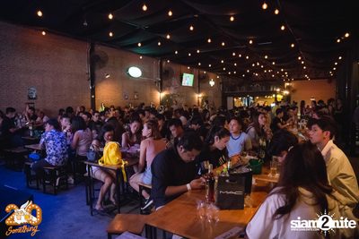 Boom Boom Cash at 20Something Bar — photo 9