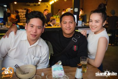Boom Boom Cash at 20Something Bar — photo 11
