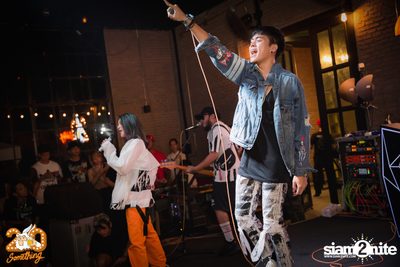 Boom Boom Cash at 20Something Bar — photo 102