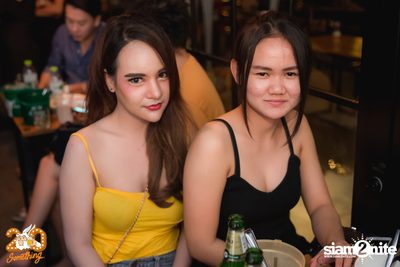Boom Boom Cash at 20Something Bar — photo 121