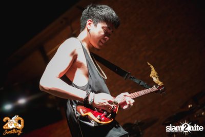 Boom Boom Cash at 20Something Bar — photo 131