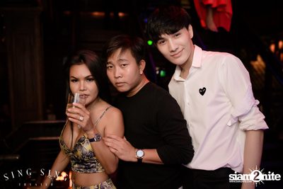 BLING IT กับ Bangkok Invaders ที่ ซิง ซิง เธียเตอร์ — photo 3