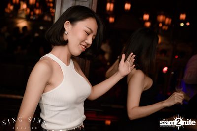 BLING IT กับ Bangkok Invaders ที่ ซิง ซิง เธียเตอร์ — photo 13