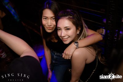 BLING IT กับ Bangkok Invaders ที่ ซิง ซิง เธียเตอร์ — photo 30
