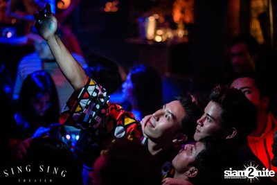 BLING IT กับ Bangkok Invaders ที่ ซิง ซิง เธียเตอร์ — photo 41