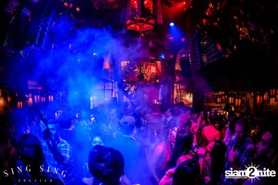 BLING IT กับ Bangkok Invaders ที่ ซิง ซิง เธียเตอร์ — photo 43