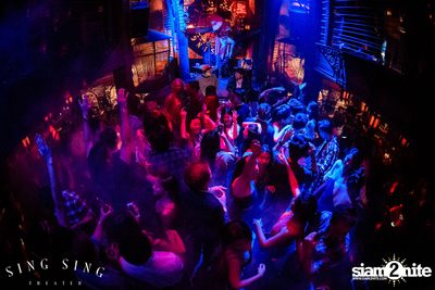 BLING IT กับ Bangkok Invaders ที่ ซิง ซิง เธียเตอร์ — photo 44
