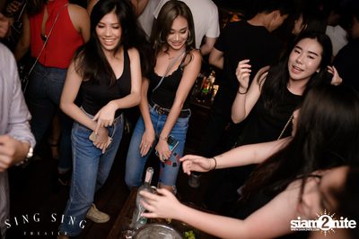 BLING IT กับ Bangkok Invaders ที่ ซิง ซิง เธียเตอร์ — photo 56