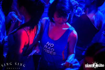 BLING IT กับ Bangkok Invaders ที่ ซิง ซิง เธียเตอร์ — photo 73
