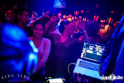 BLING IT กับ Bangkok Invaders ที่ ซิง ซิง เธียเตอร์ — photo 76