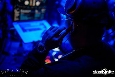 BLING IT กับ Bangkok Invaders ที่ ซิง ซิง เธียเตอร์ — photo 79
