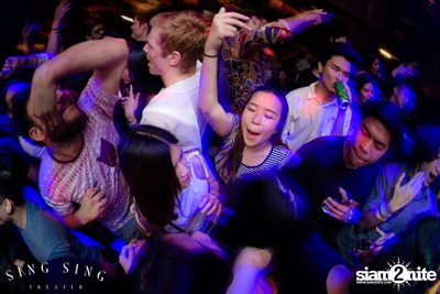 BLING IT กับ Bangkok Invaders ที่ ซิง ซิง เธียเตอร์ — photo 91