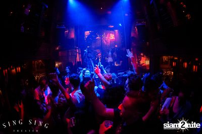 BLING IT กับ Bangkok Invaders ที่ ซิง ซิง เธียเตอร์ — photo 96