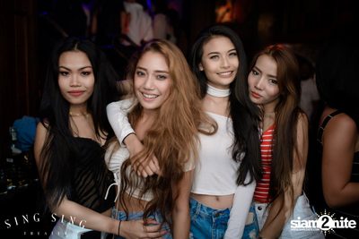 BLING IT กับ Bangkok Invaders ที่ ซิง ซิง เธียเตอร์ — photo 100