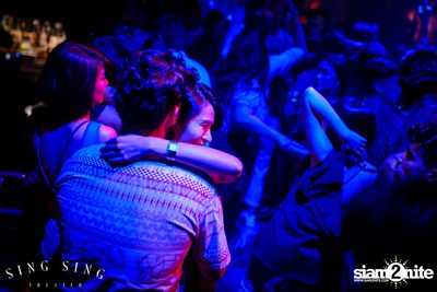 BLING IT กับ Bangkok Invaders ที่ ซิง ซิง เธียเตอร์ — photo 130