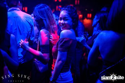 BLING IT กับ Bangkok Invaders ที่ ซิง ซิง เธียเตอร์ — photo 131