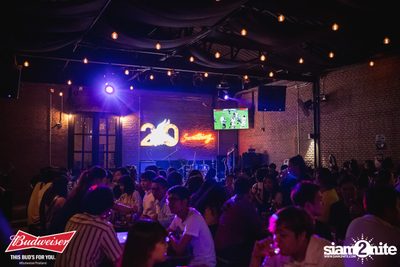 This Bud's For You at 20Something Bar — photo 12