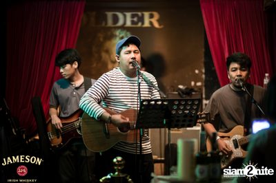 Older นำเสนอ อะตอม ชนกันต์ — photo 7