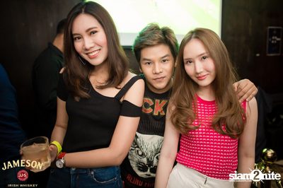 Older นำเสนอ อะตอม ชนกันต์ — photo 40