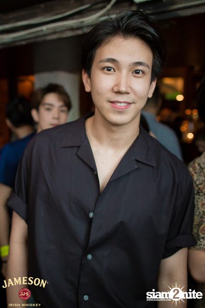 Older นำเสนอ อะตอม ชนกันต์ — photo 47
