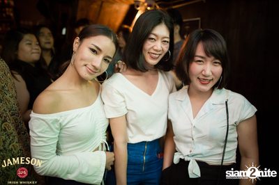 Older นำเสนอ อะตอม ชนกันต์ — photo 52