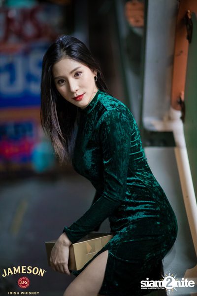 Older นำเสนอ อะตอม ชนกันต์ — photo 101