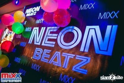 Neon BeatZ Party at MIXX Bangkok — photo 1