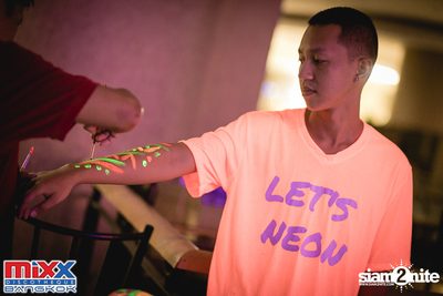 Neon BeatZ Party at MIXX Bangkok — photo 2